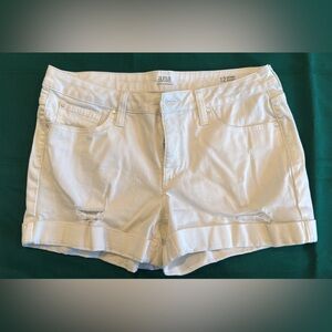 a.n.a Women's Cream Jean Shorts